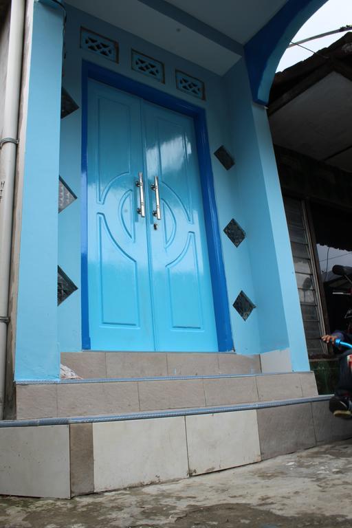 Jogja Backpacker Home ジョグジャカルタ エクステリア 写真